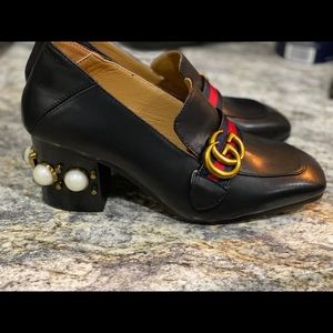 Gucci leather mid-heel loafer with pearl heel